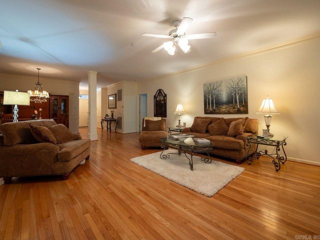 43 Rocky Valley Cove, Little Rock, AR 72212
