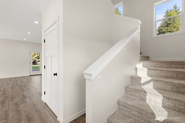 210 West Wishkah Road, Aberdeen, WA 98520