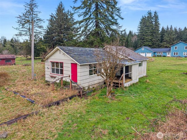 210 West Wishkah Road, Aberdeen, WA 98520