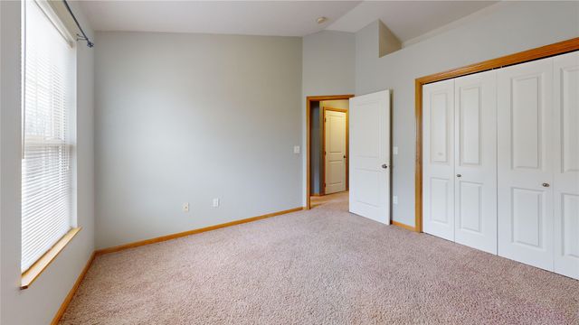 1137 Blackstone Lane, Pleasant Hill, IA 50327