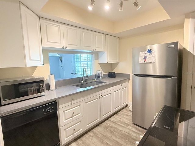 3357 38TH STREET S C, St Petersburg, FL 33711