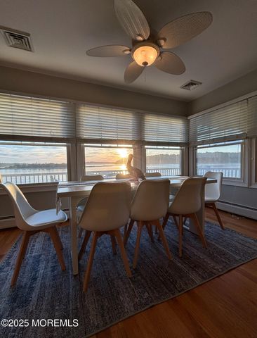 14 Willow Way, Sea Bright, NJ 07760