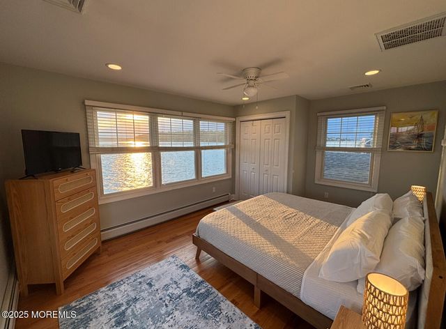 14 Willow Way, Sea Bright, NJ 07760