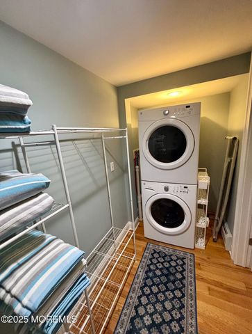 14 Willow Way, Sea Bright, NJ 07760