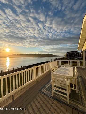 14 Willow Way, Sea Bright, NJ 07760