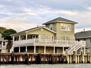 14 Willow Way, Sea Bright, NJ 07760