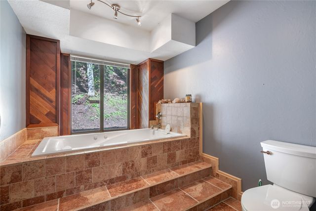 107 Alderwood Lane, Longview, WA 98632