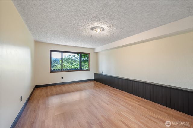 107 Alderwood Lane, Longview, WA 98632
