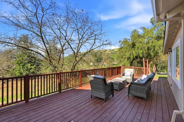 22000 Fortini Road, San Jose, CA 95120