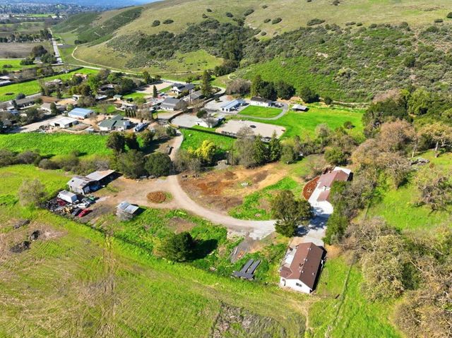 22000 Fortini Road, San Jose, CA 95120