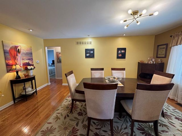 18229 Ash Creek Drive, Macomb, MI 48044