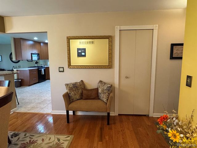 18229 Ash Creek Drive, Macomb, MI 48044