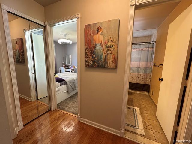18229 Ash Creek Drive, Macomb, MI 48044