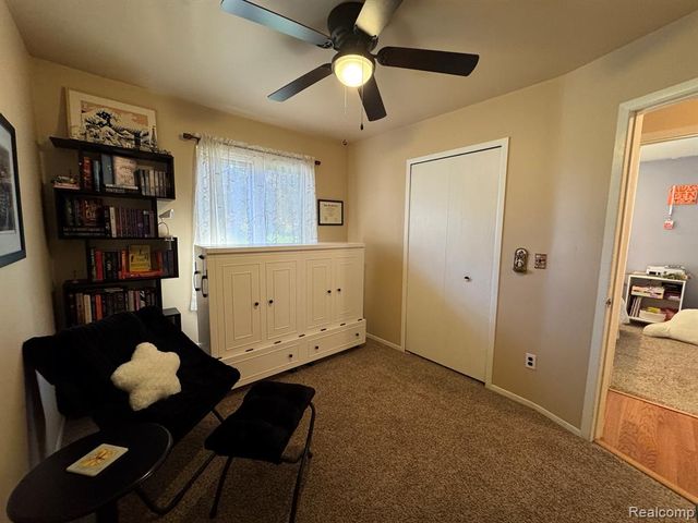 18229 Ash Creek Drive, Macomb, MI 48044