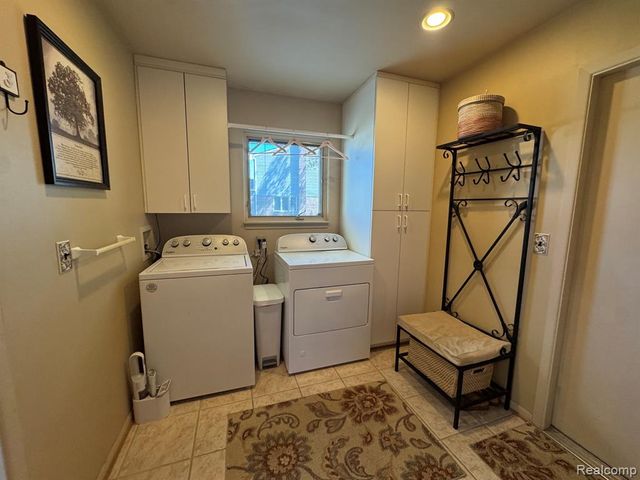 18229 Ash Creek Drive, Macomb, MI 48044