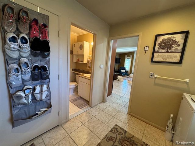 18229 Ash Creek Drive, Macomb, MI 48044