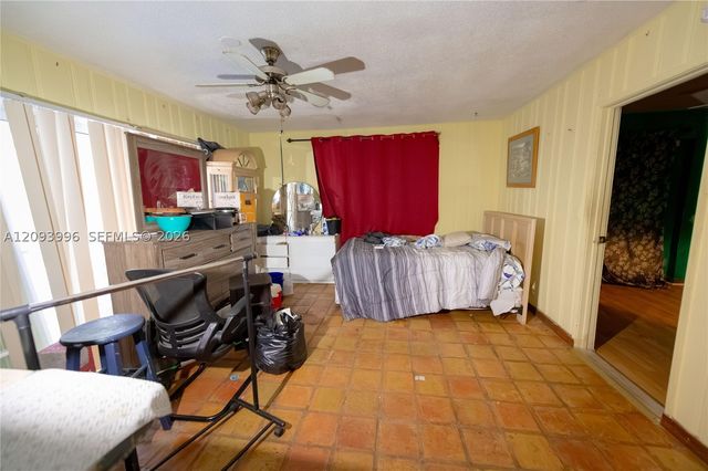 140 NE 17th Ct, Pompano Beach, FL 33060