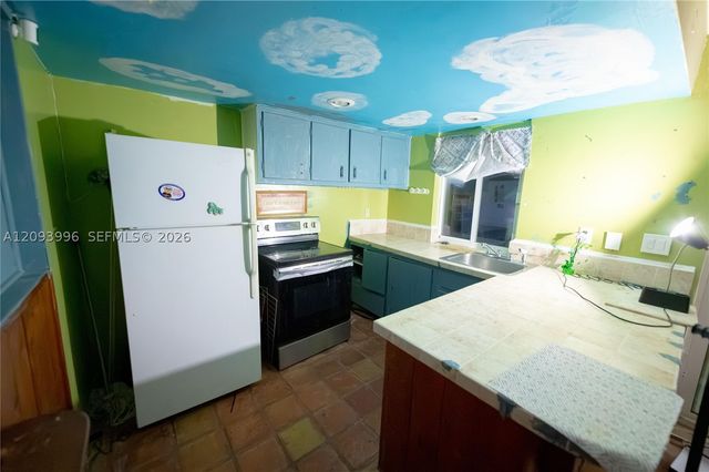 140 NE 17th Ct, Pompano Beach, FL 33060