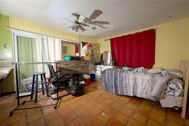 140 NE 17th Ct, Pompano Beach, FL 33060