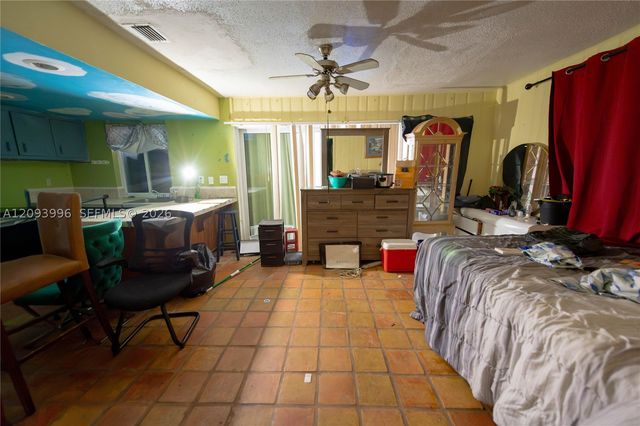 140 NE 17th Ct, Pompano Beach, FL 33060