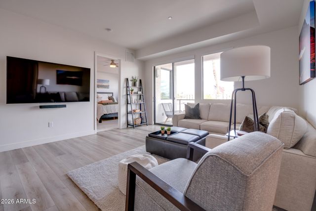 7300 E EARLL Drive 3022, Scottsdale, AZ 85251