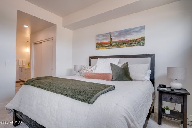 7300 E EARLL Drive 3022, Scottsdale, AZ 85251