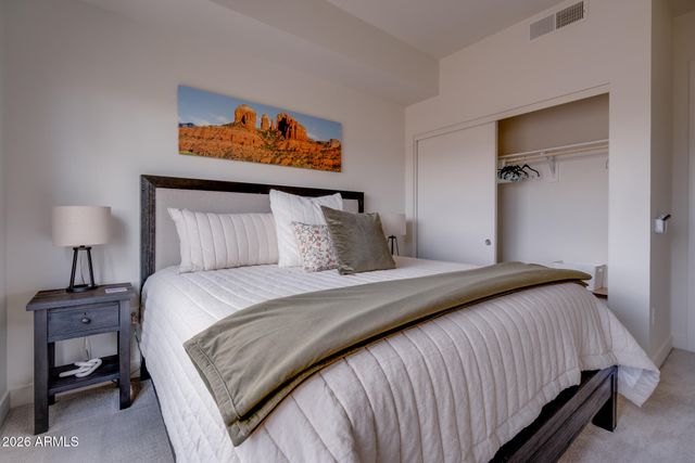 7300 E EARLL Drive 3022, Scottsdale, AZ 85251