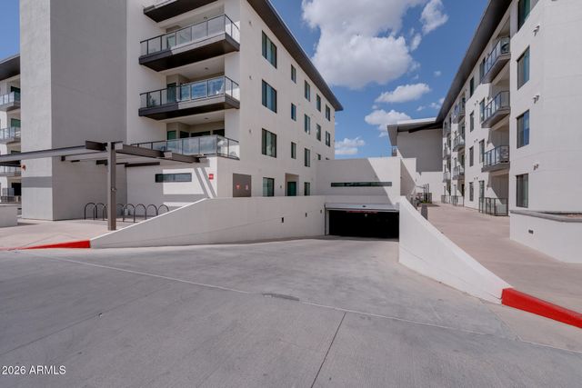 7300 E EARLL Drive 3022, Scottsdale, AZ 85251