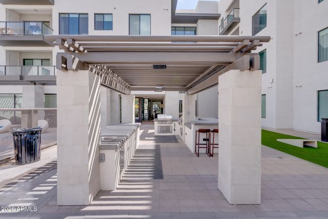 7300 E EARLL Drive 3022, Scottsdale, AZ 85251