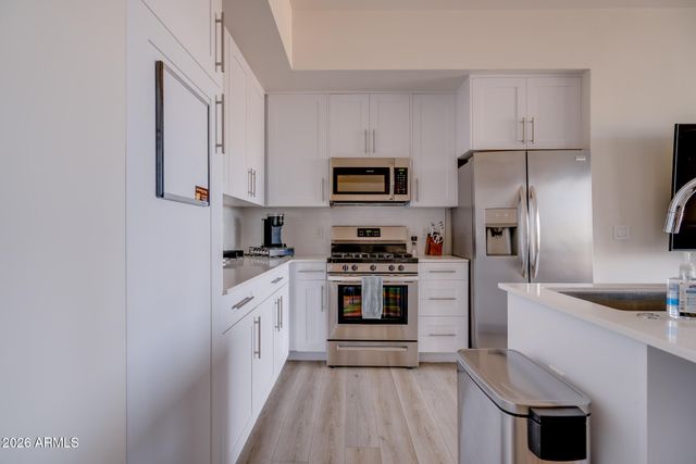 7300 E EARLL Drive 3022, Scottsdale, AZ 85251