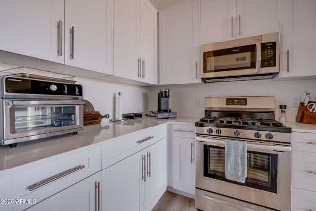 7300 E EARLL Drive 3022, Scottsdale, AZ 85251