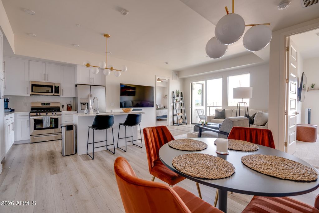 7300 E EARLL Drive 3022, Scottsdale, AZ 85251