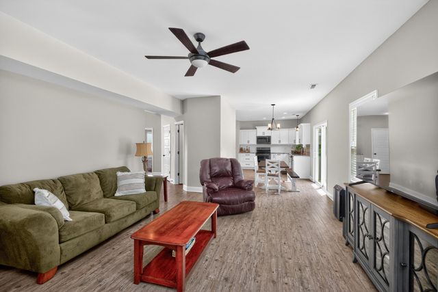 1184 Orchard Drive, Nicholasville, KY 40356