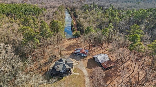 10765 Barker Ten Mile Road, St Pauls, NC 28384