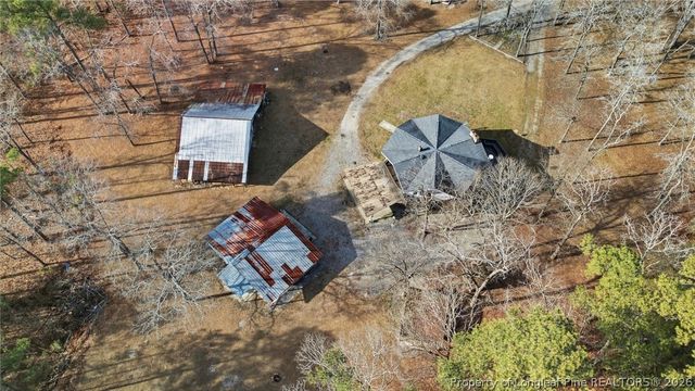 10765 Barker Ten Mile Road, St Pauls, NC 28384