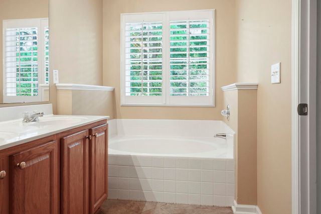 4544 Fringetree Dr., Murrells Inlet, SC 29576