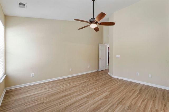 4544 Fringetree Dr., Murrells Inlet, SC 29576
