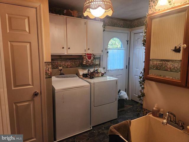 68 DAFFODIL DR, Manheim, PA 17545