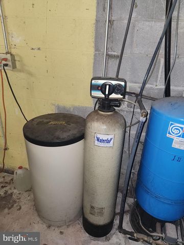 68 DAFFODIL DR, Manheim, PA 17545