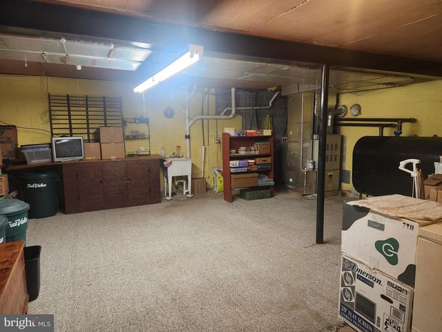 68 DAFFODIL DR, Manheim, PA 17545