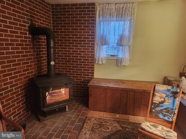 68 DAFFODIL DR, Manheim, PA 17545