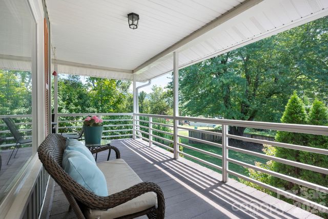 23 Maxwell Road, Asheville, NC 28805
