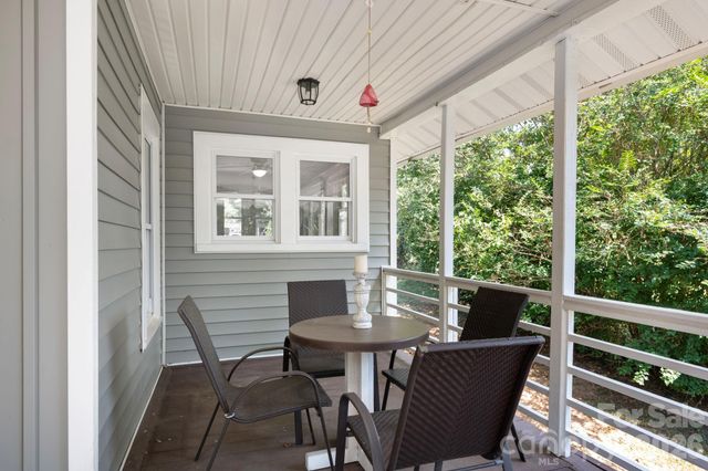 23 Maxwell Road, Asheville, NC 28805