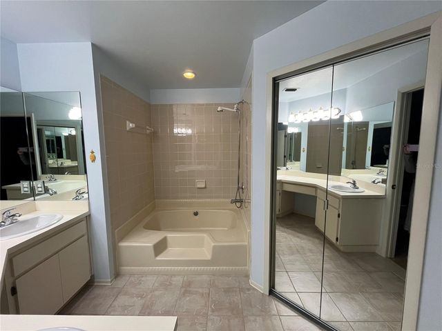 2387 BENTLEY DRIVE, Palm Harbor, FL 34684