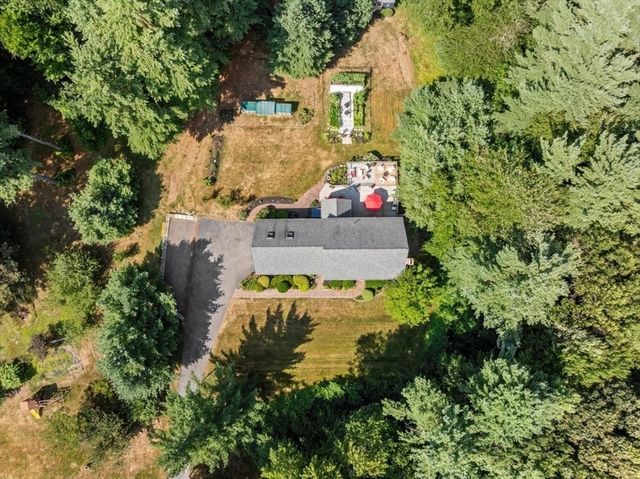 50 Heather Hills, Bridgewater, MA 02324
