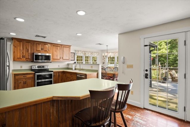 50 Heather Hills, Bridgewater, MA 02324