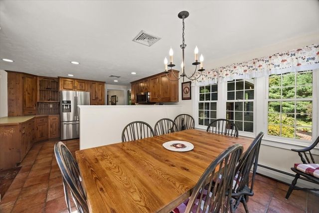 50 Heather Hills, Bridgewater, MA 02324