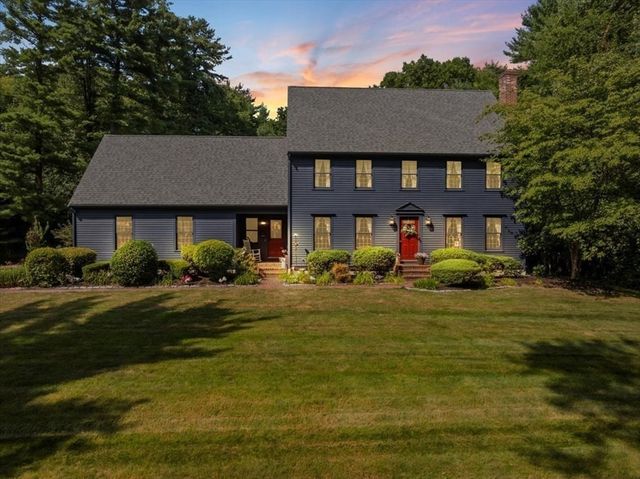50 Heather Hills, Bridgewater, MA 02324