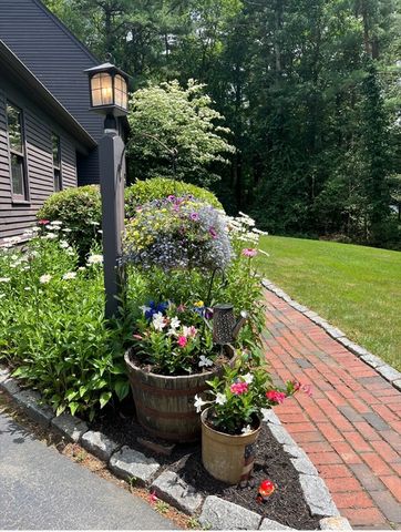 50 Heather Hills, Bridgewater, MA 02324