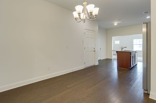 516 Tobias St, Gallatin, TN 37066